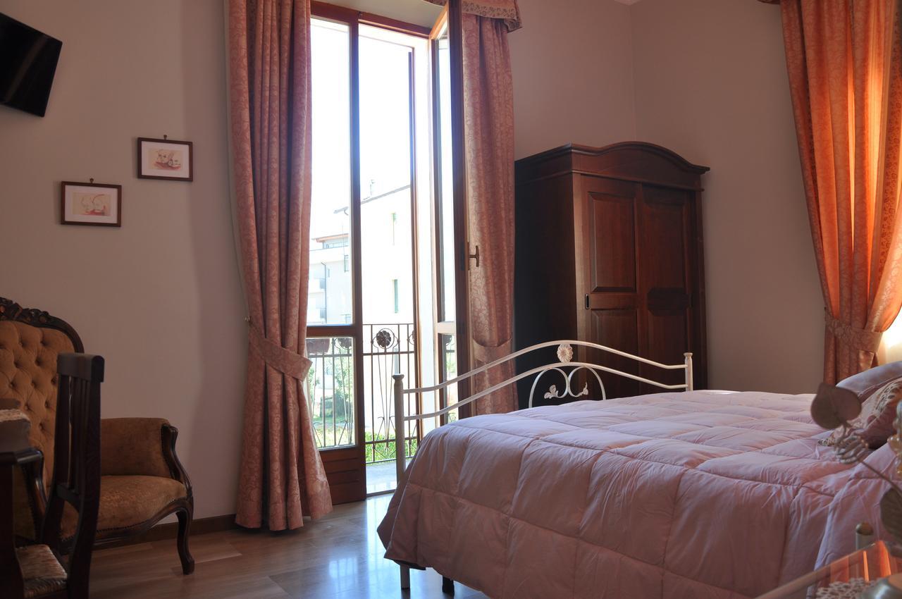 Villa Del Poeta Sulmona Ngoại thất bức ảnh