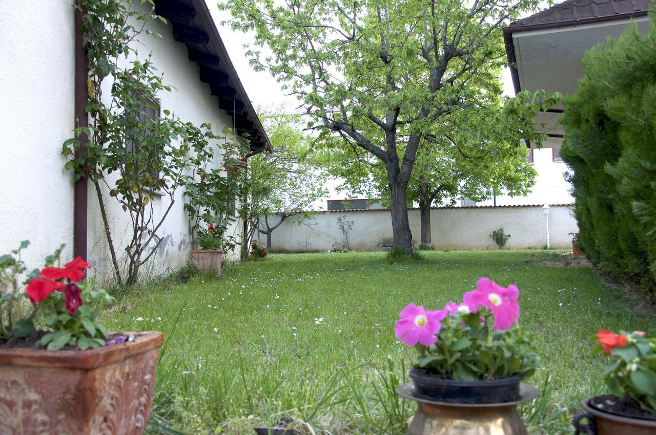 Villa Del Poeta Sulmona Ngoại thất bức ảnh